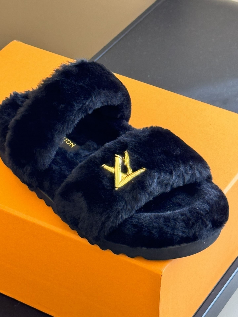 Louis Vuitton Slippers